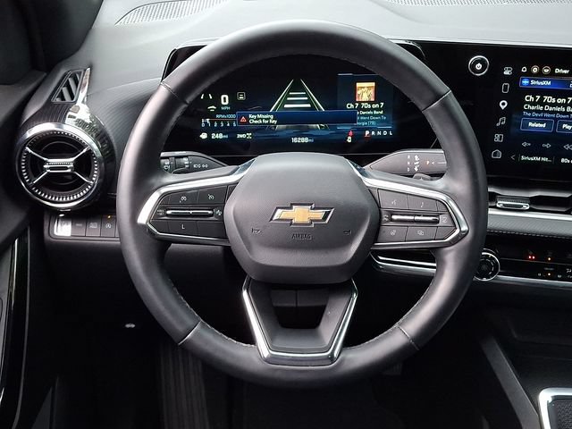 Used 2025 Chevrolet Equinox LT AWD/4WD image 19