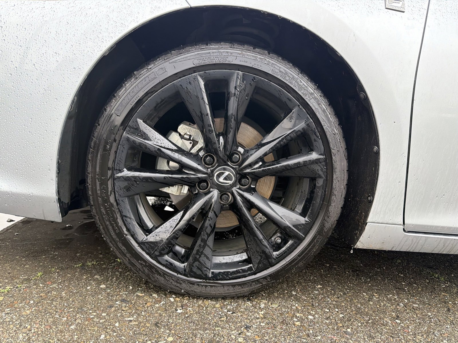 Used 2024 Lexus ES 300h F Sport image 9