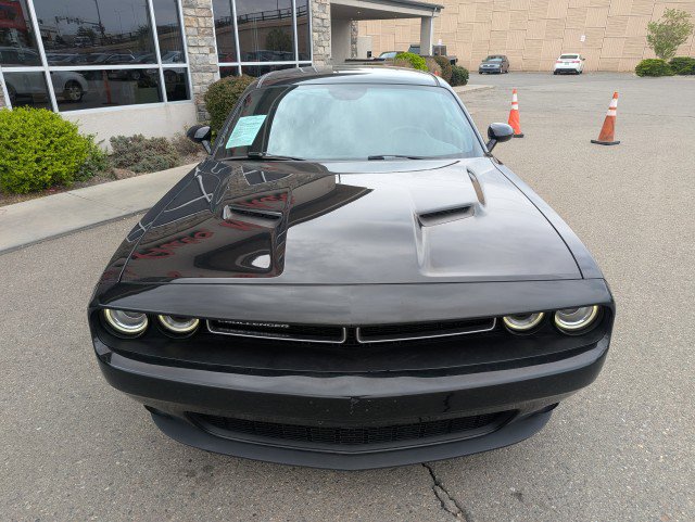 Used 2018 Dodge Challenger SXT image 7