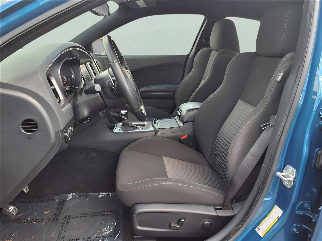 Used 2022 Dodge Charger GT w/ Blacktop Package image 12