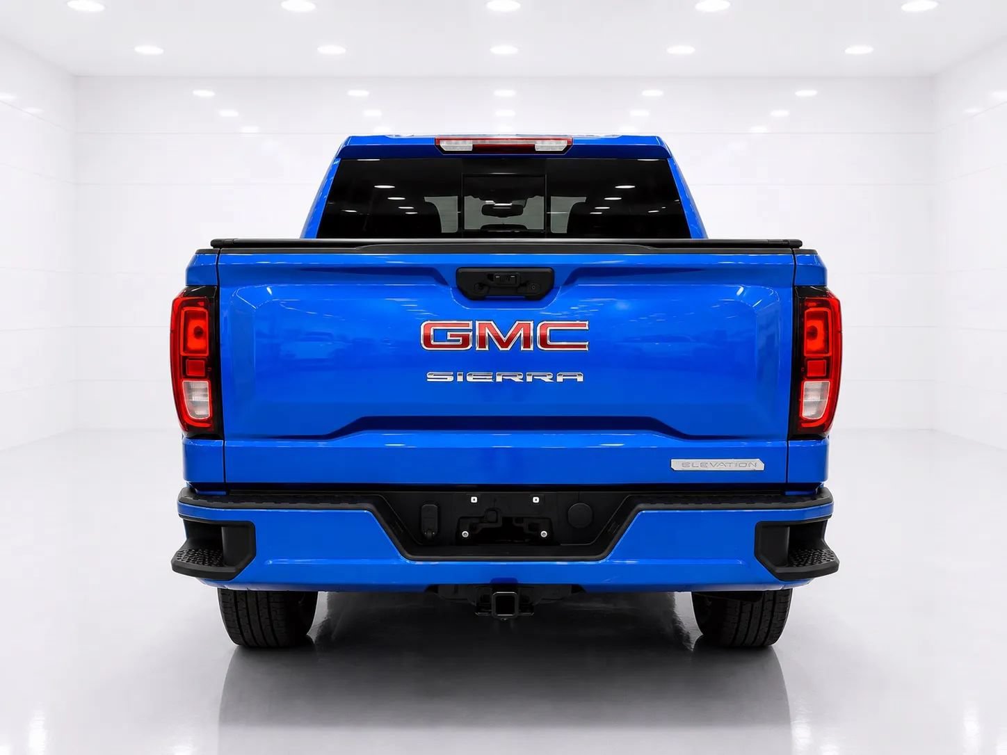 Used 2023 GMC Sierra 1500 Elevation AWD/4WD image 4