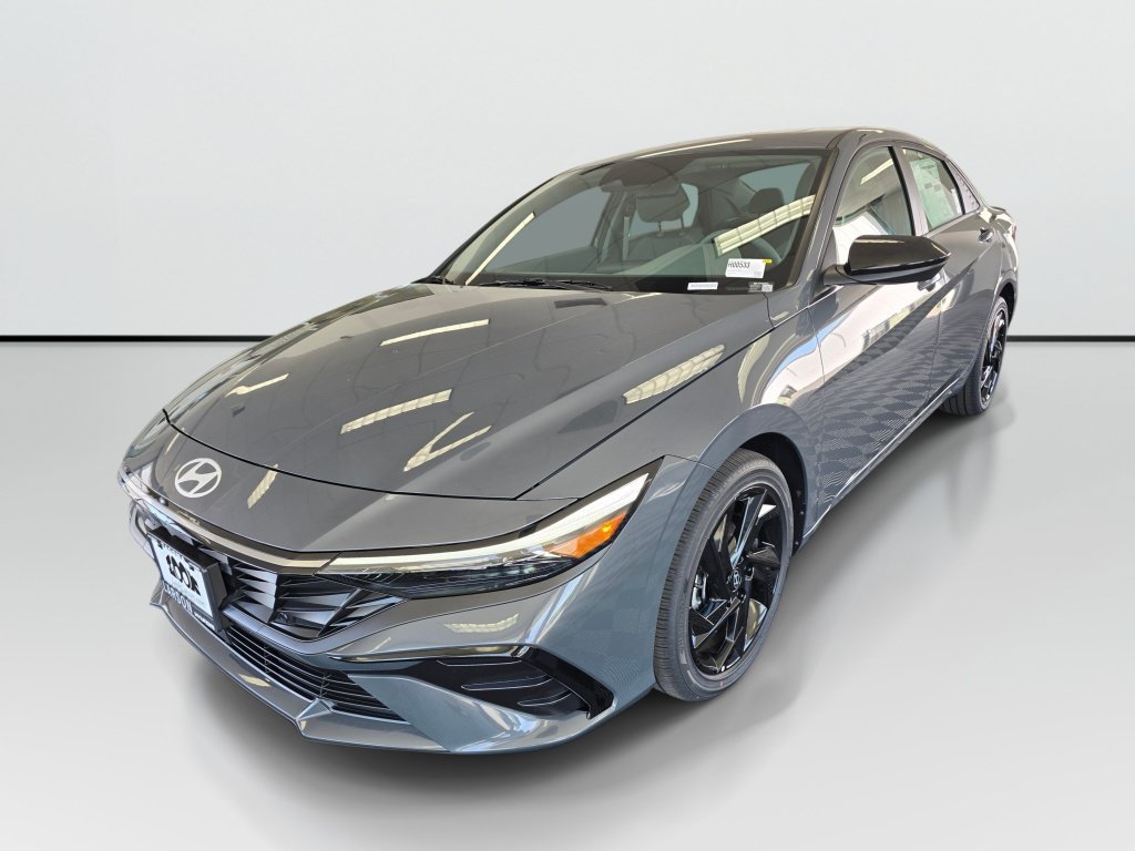 New 2026 Hyundai Elantra SEL Sport Premium FWD image 8