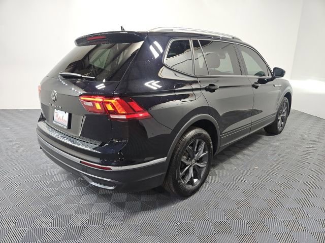 Used 2023 Volkswagen Tiguan SE FWD image 5