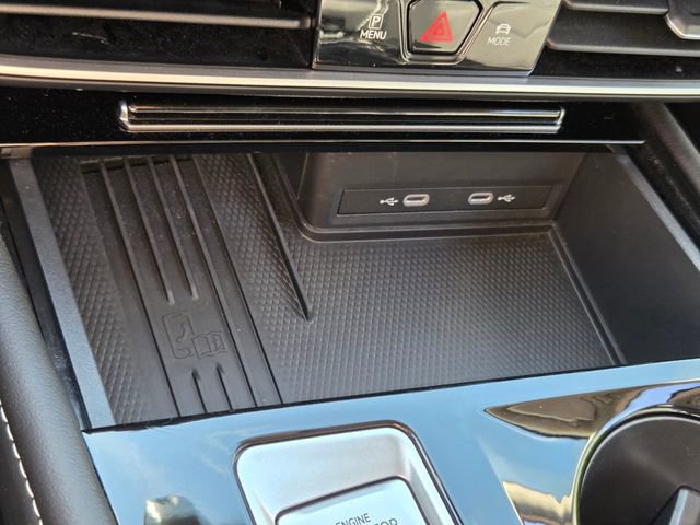 Used 2025 Volkswagen Atlas SE FWD image 26
