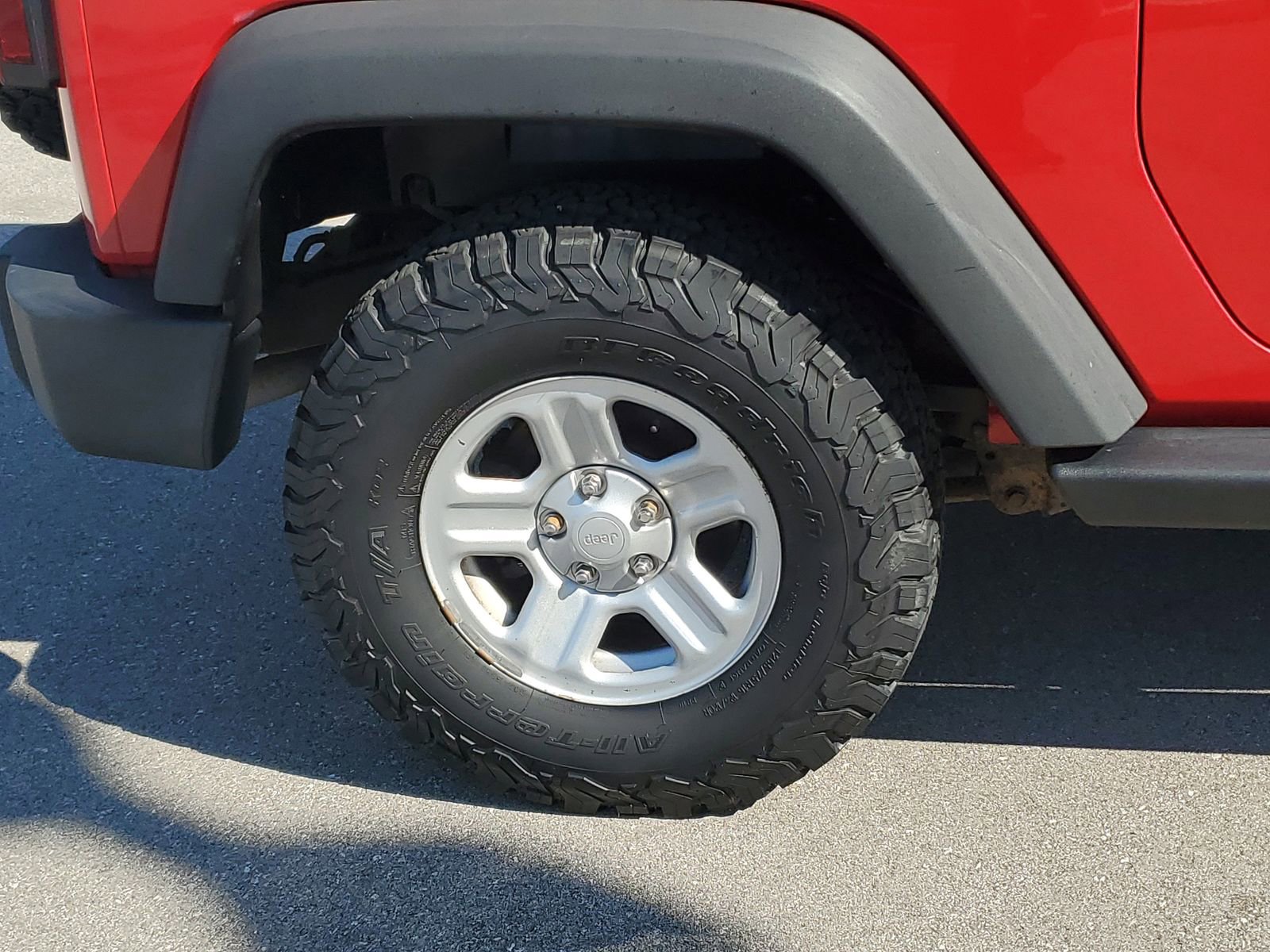 Used 2012 Jeep Wrangler Sport AWD/4WD image 5