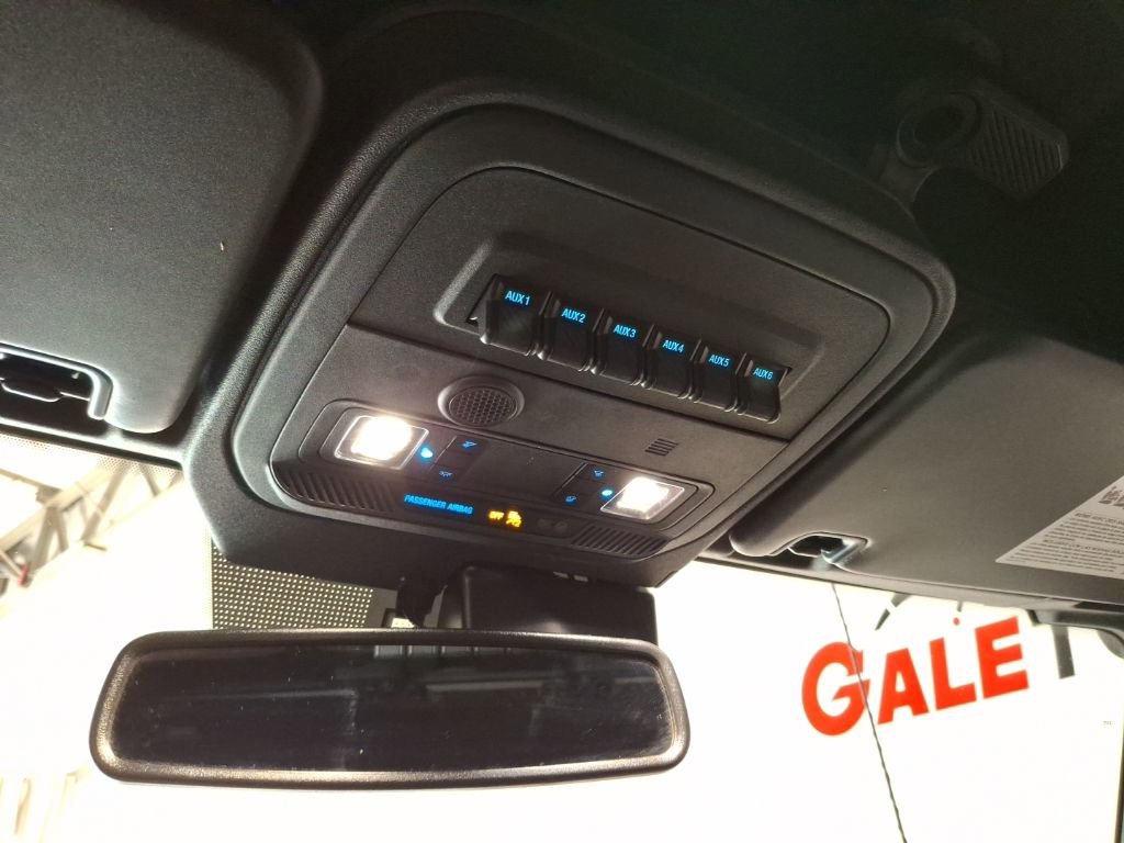 Used 2023 Ford Bronco Wildtrak image 30