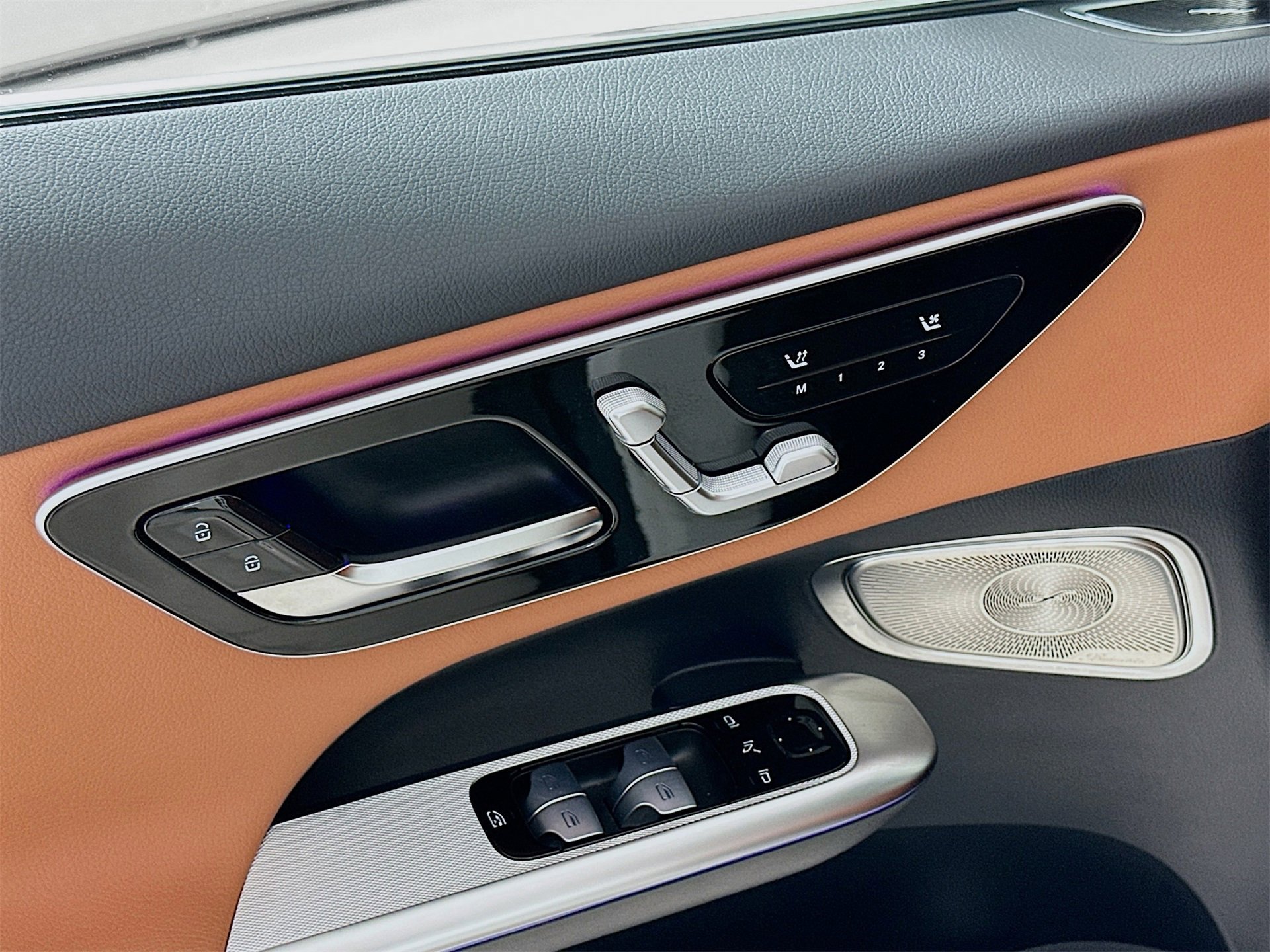 Used 2026 Mercedes-Benz GLC 300 image 19