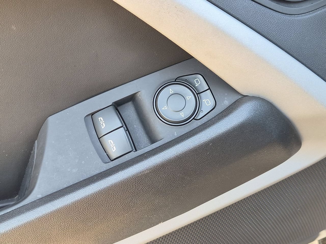 Used 2022 Chevrolet Camaro SS RWD image 8