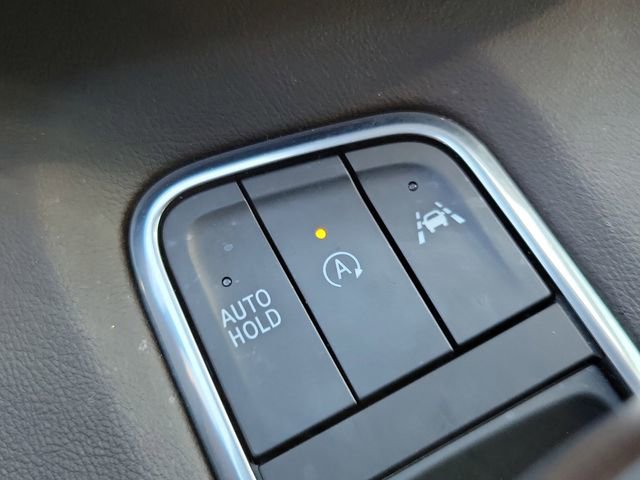 Certified 2022 Cadillac Escalade Premium Luxury w/ LPO, Floor Liner Package AWD/4WD image 40