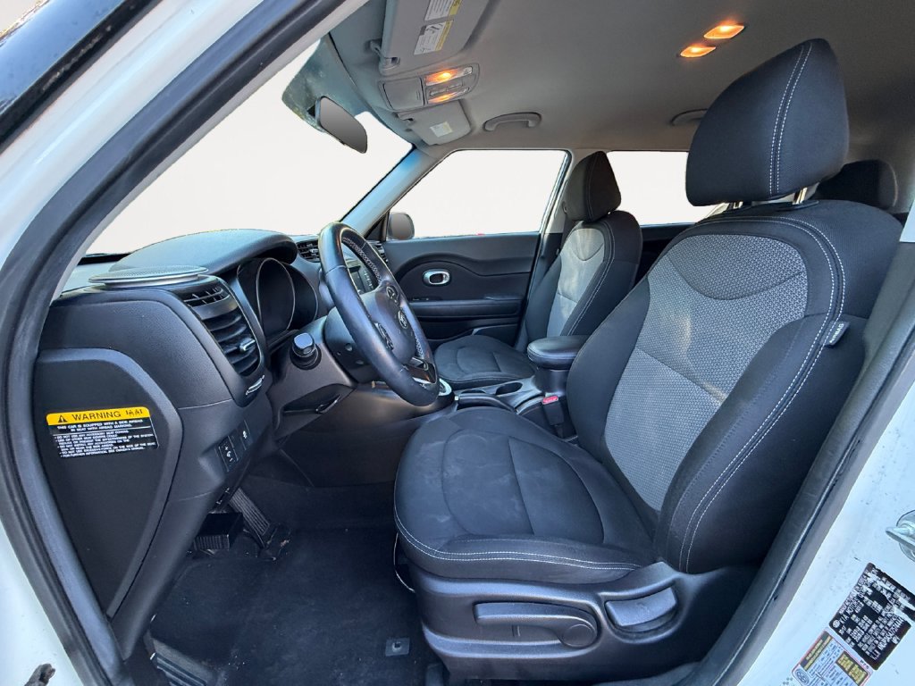 Used 2018 Kia Soul + FWD image 10