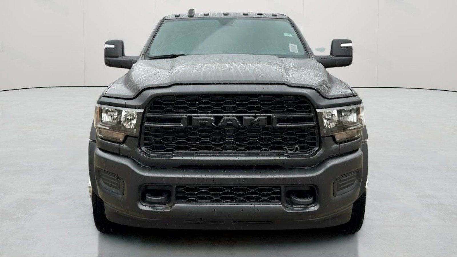 New 2024 RAM 4500 Tradesman AWD/4WD image 8
