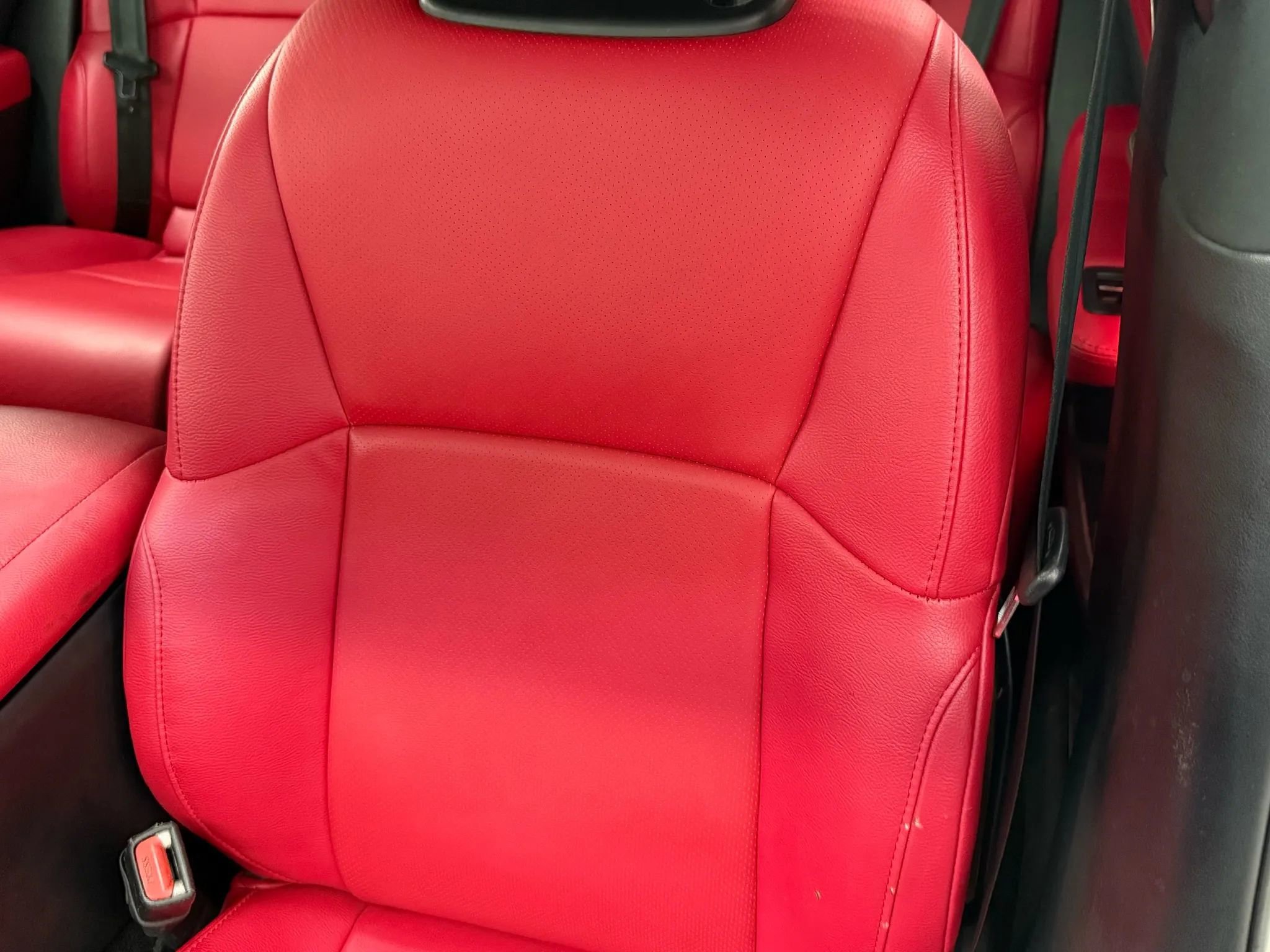 Used 2018 Lexus LS 500 w/ Accessory Package (Z2) image 19