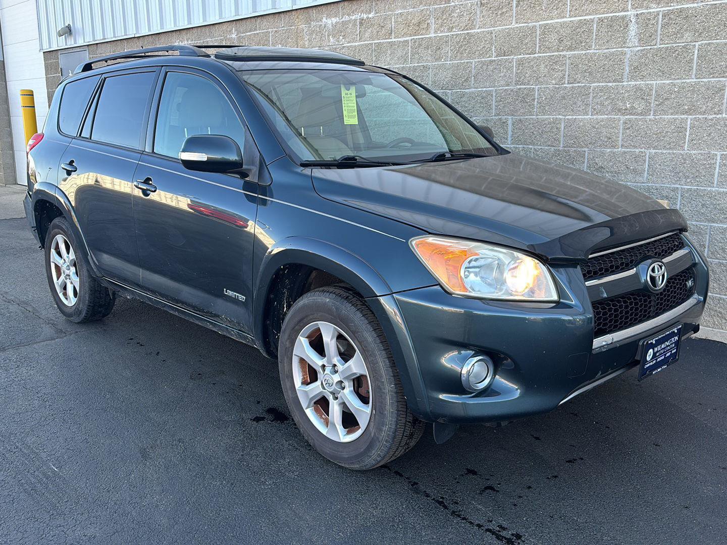 Used 2010 Toyota RAV4 Limited image 2