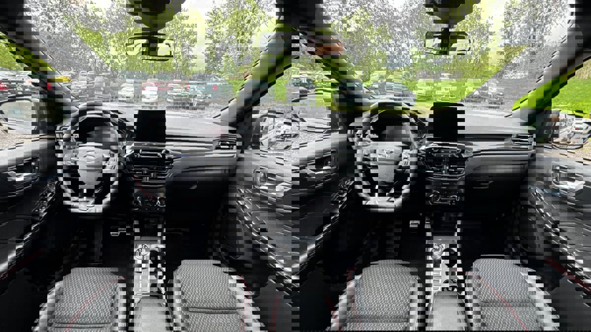 Used 2023 Ford Escape ST-Line image 26