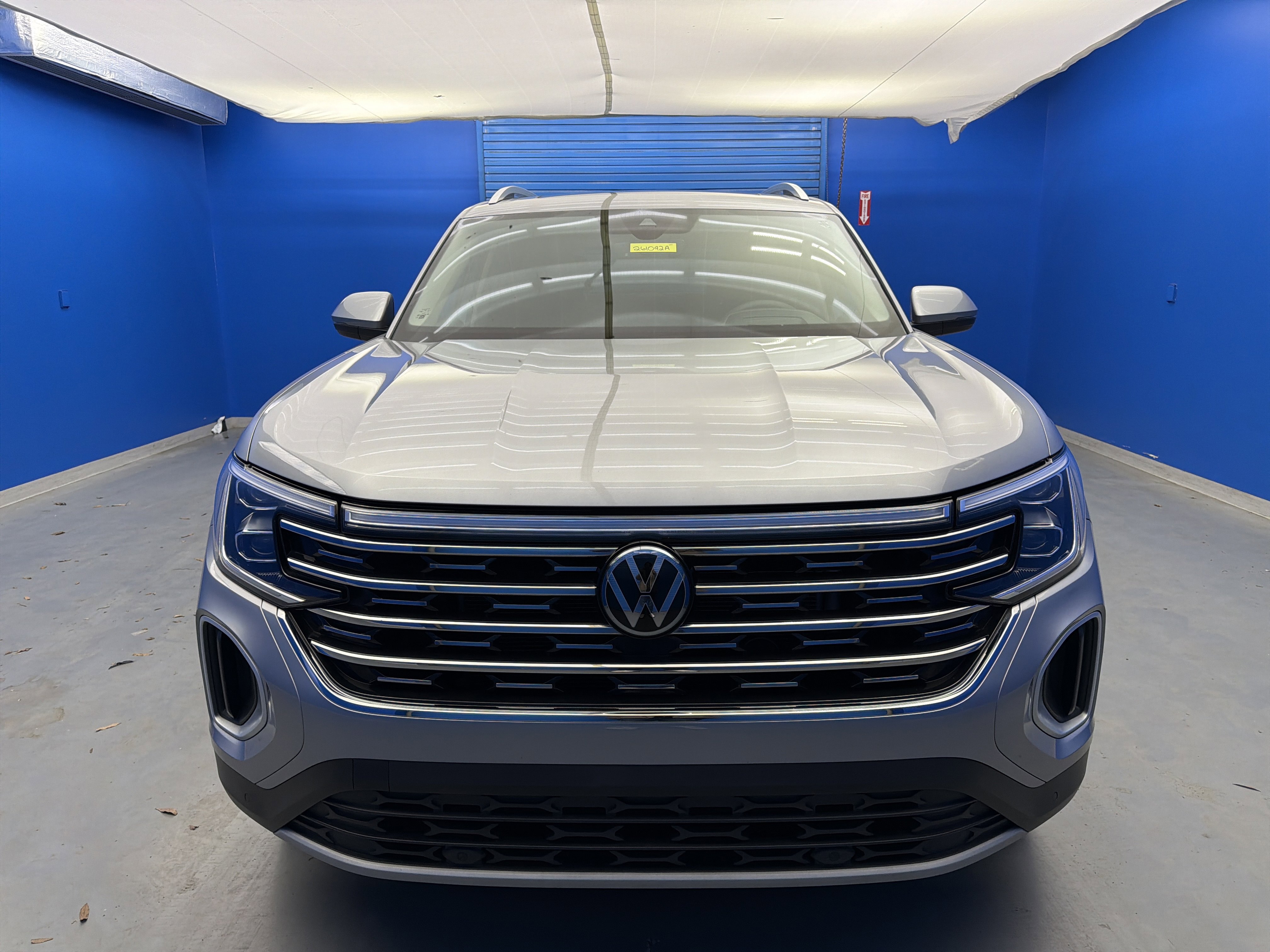 Used 2024 Volkswagen Atlas SEL image 3