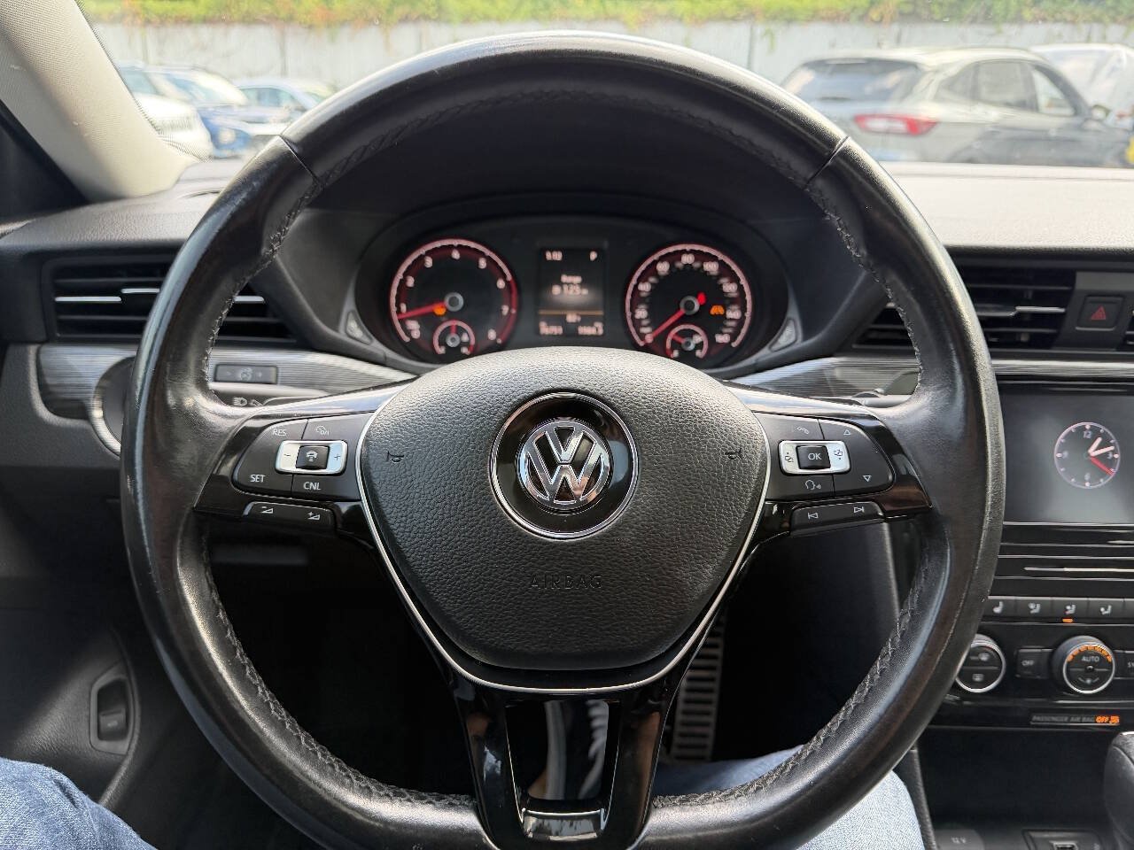 Used 2020 Volkswagen Passat 2.0T R-Line FWD image 14
