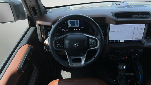 Used 2023 Ford Bronco Outer Banks AWD/4WD image 10