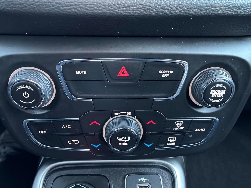 Certified 2021 Jeep Compass Latitude w/ Convenience Group image 31