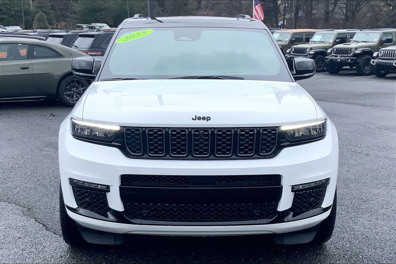 Certified 2025 Jeep Grand Cherokee L Summit image 3