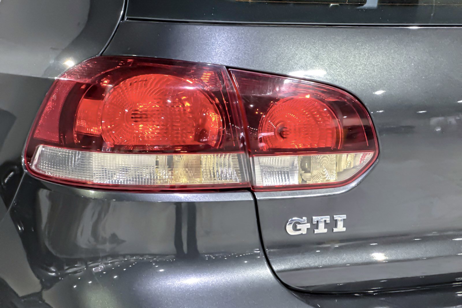 Used 2013 Volkswagen GTI Driver's Edition image 12