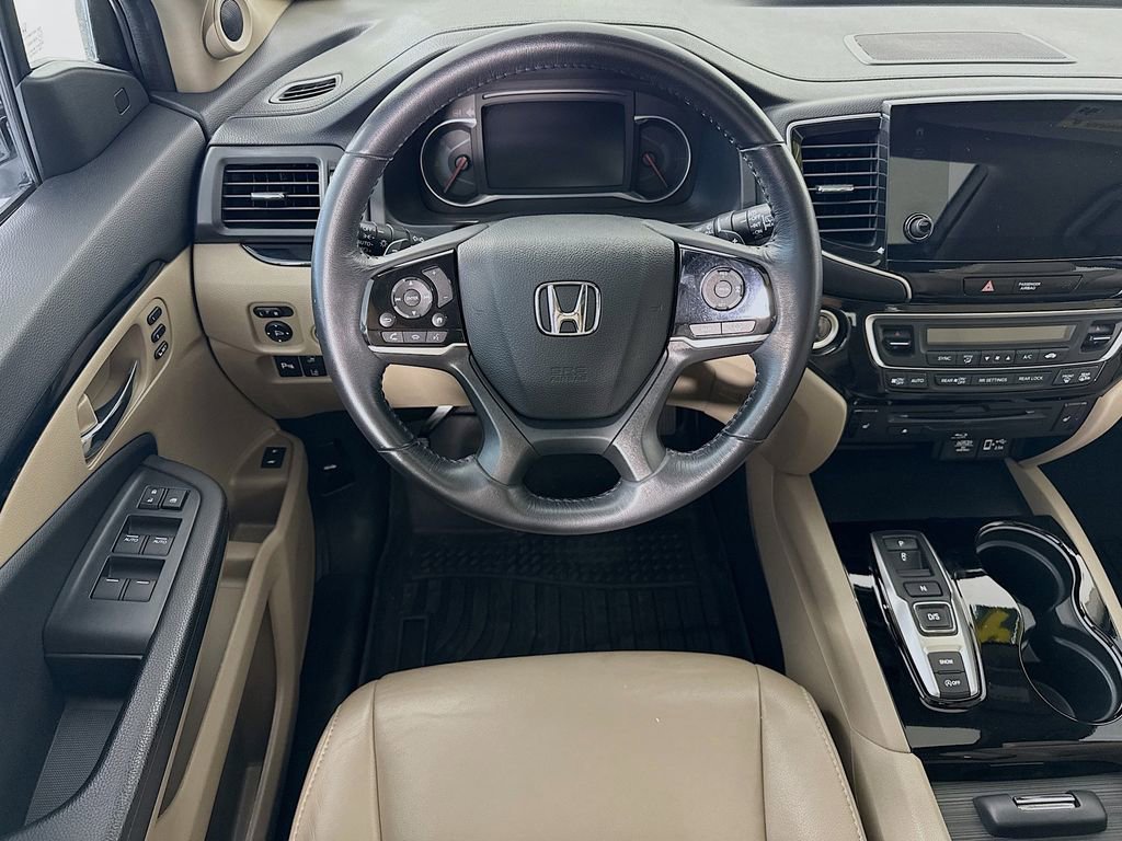 Used 2021 Honda Pilot Touring image 10