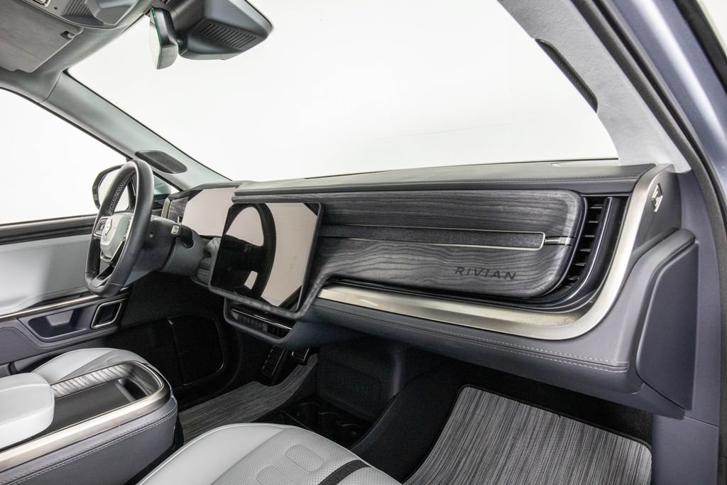 Used 2022 Rivian R1T Adventure AWD/4WD image 19