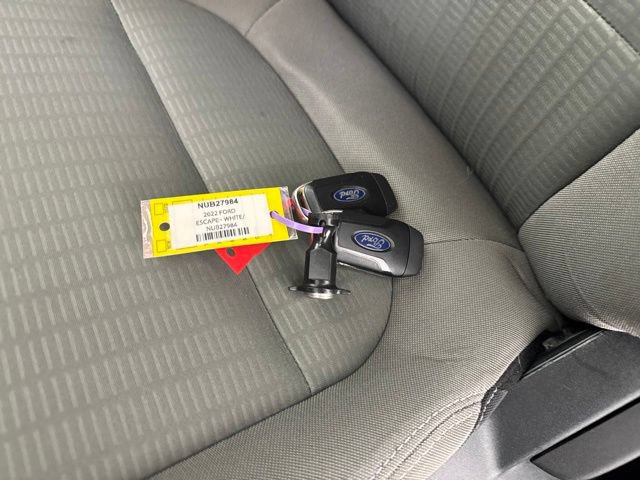 Used 2022 Ford Escape S AWD/4WD image 27