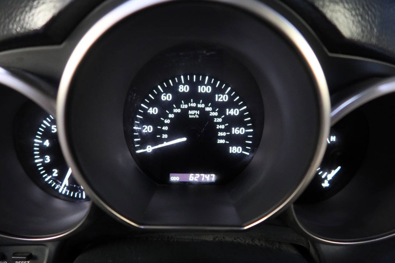 Used 2008 Lexus SC 430 Convertible image 21