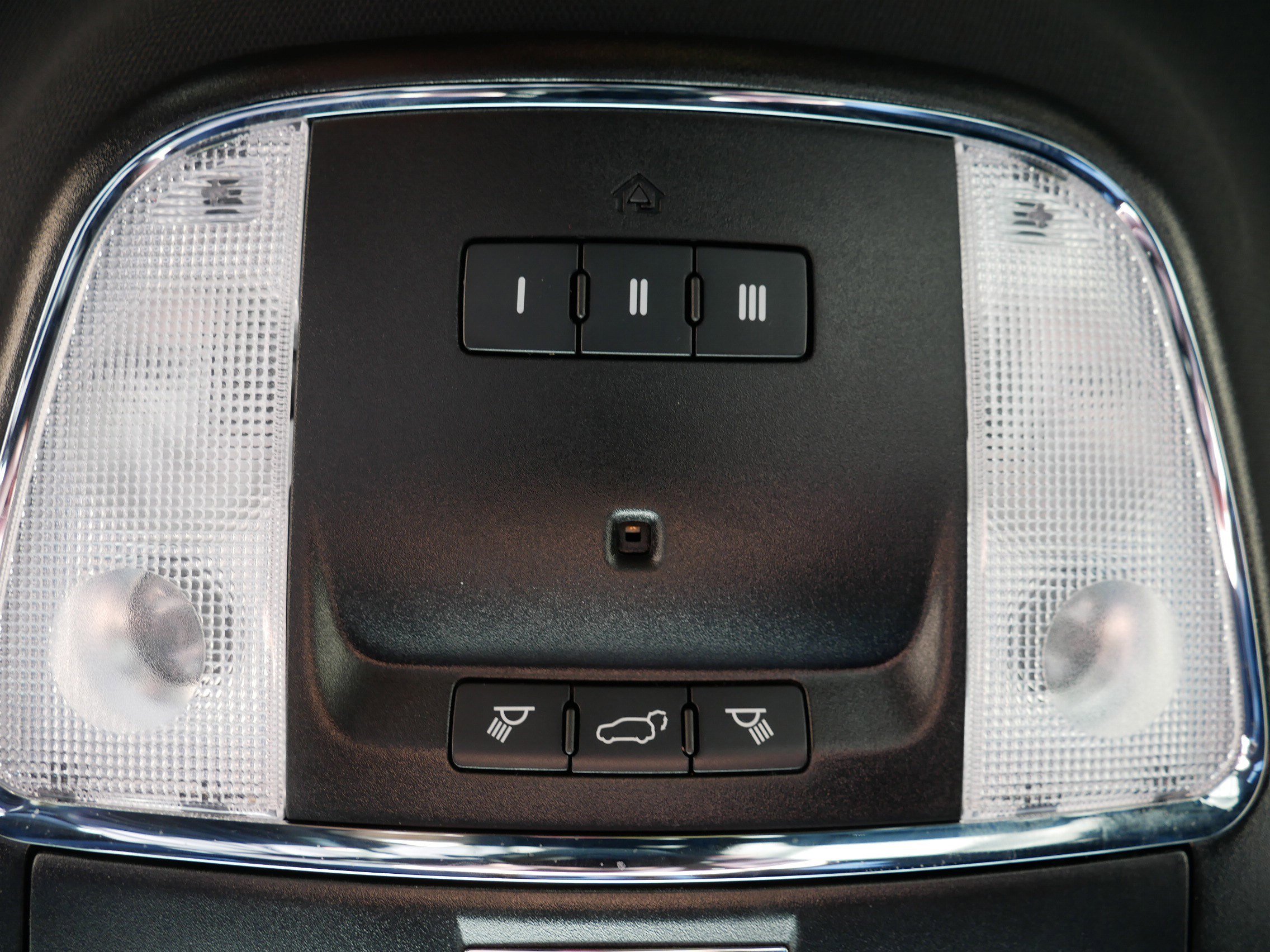 Certified 2021 Jeep Grand Cherokee Laredo w/ Security & Convenience Group image 32