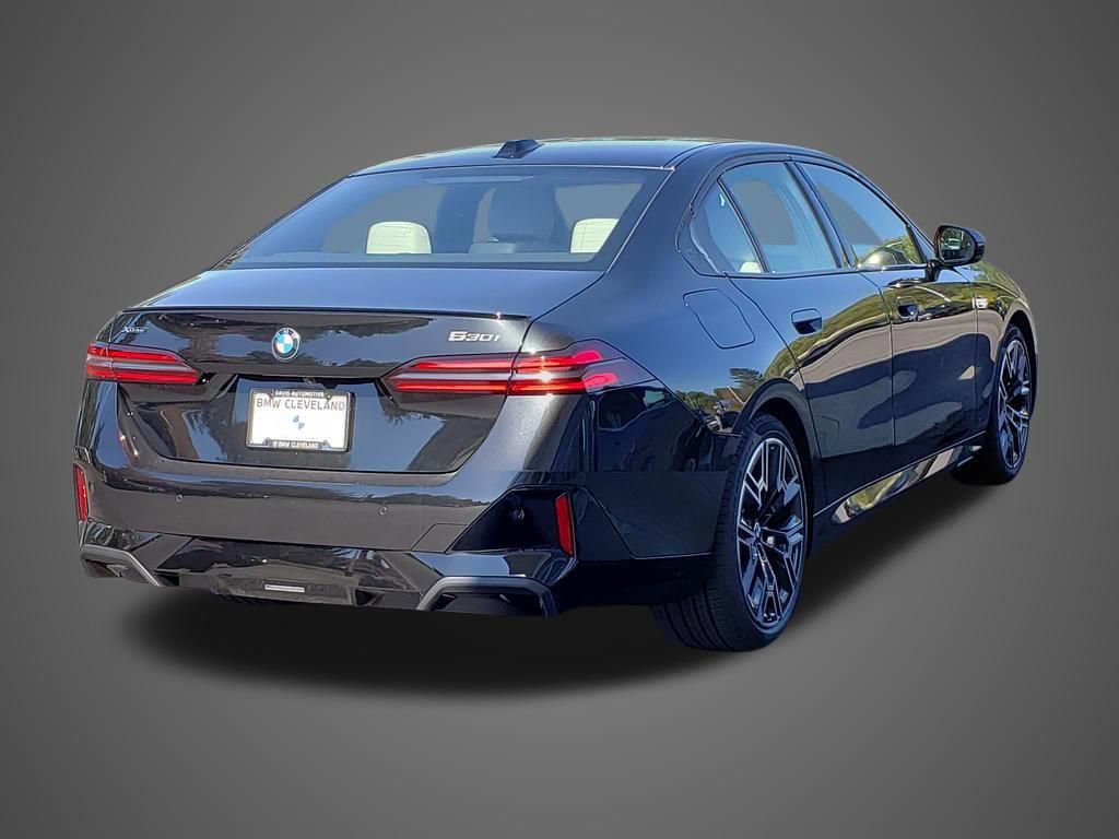 New 2026 BMW 530i xDrive w/ M Sport Package image 6