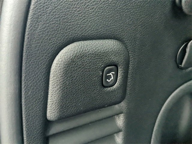 Used 2021 Jeep Grand Cherokee Limited w/ Luxury Group II image 13