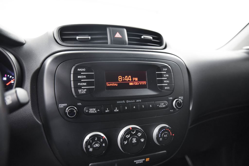 Used 2014 Kia Soul Base image 18
