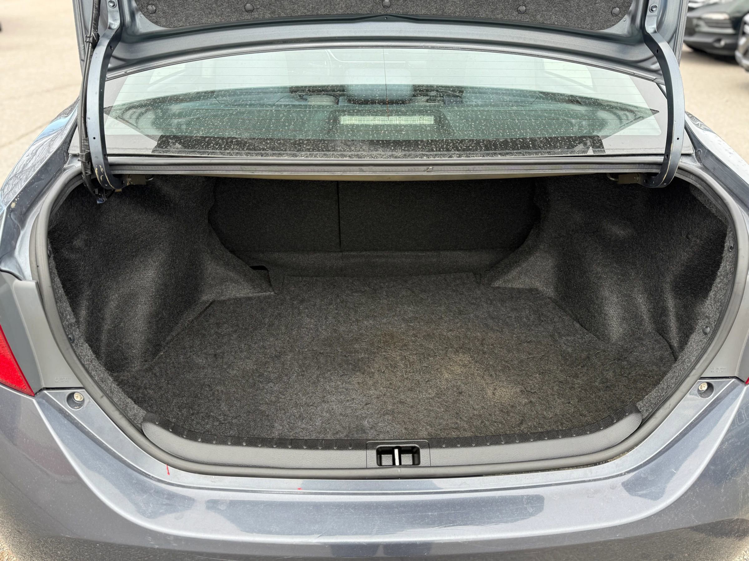 Used 2019 Toyota Corolla LE image 11