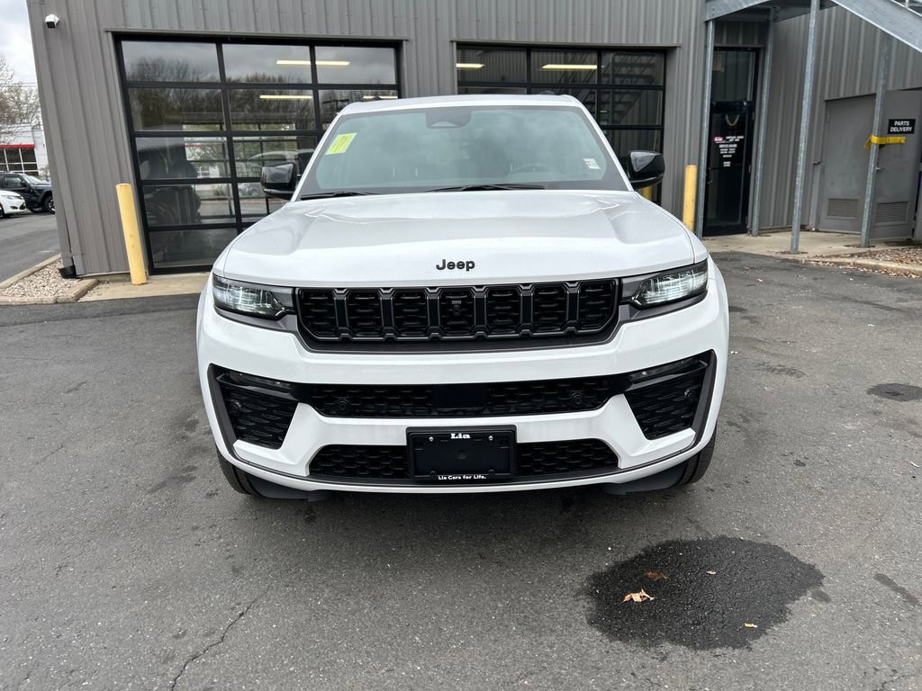 New 2026 Jeep Grand Cherokee Limited AWD/4WD image 9
