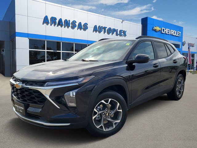 Used 2026 Chevrolet Trax LT w/ Driver Confidence Package