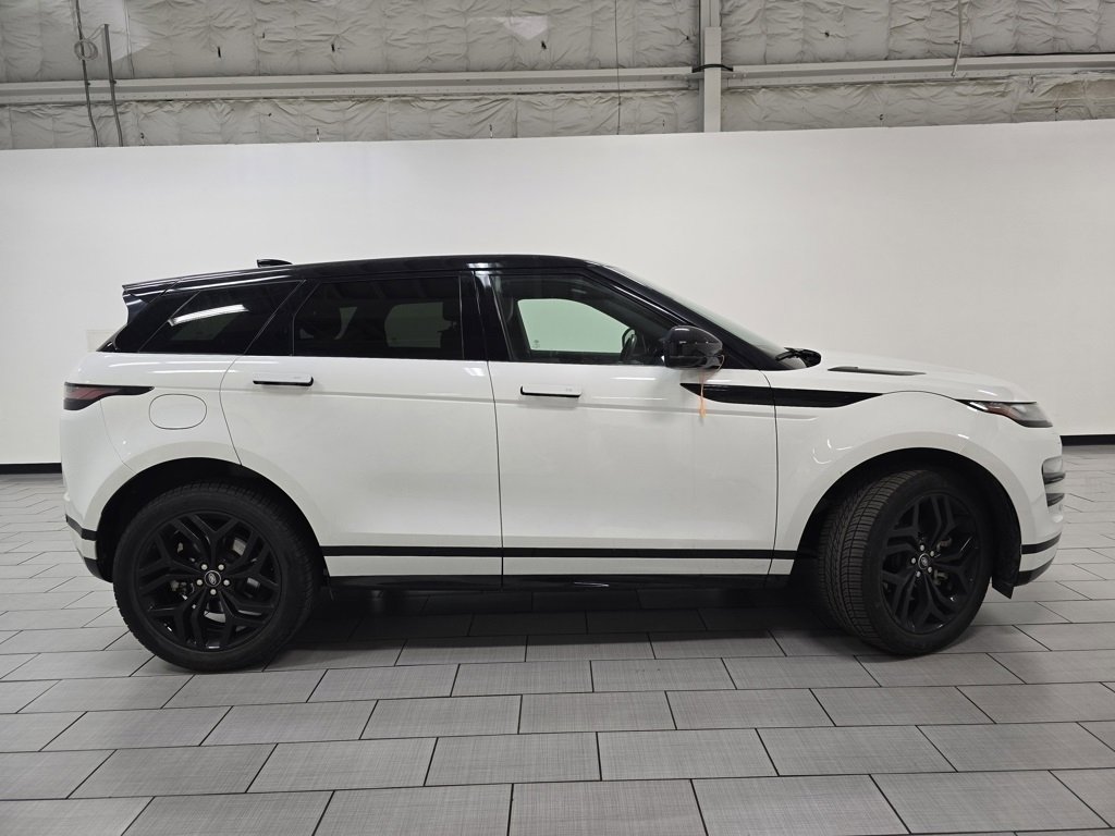 Used 2022 Land Rover Range Rover Evoque R-Dynamic SE image 17