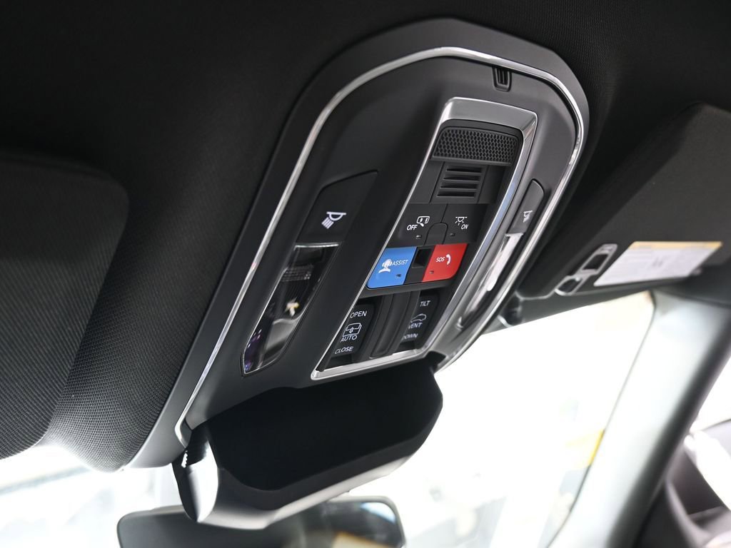 New 2025 Jeep Grand Cherokee Laredo RWD image 30