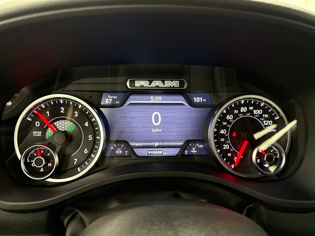 Used 2026 RAM 1500 Big Horn AWD/4WD image 25