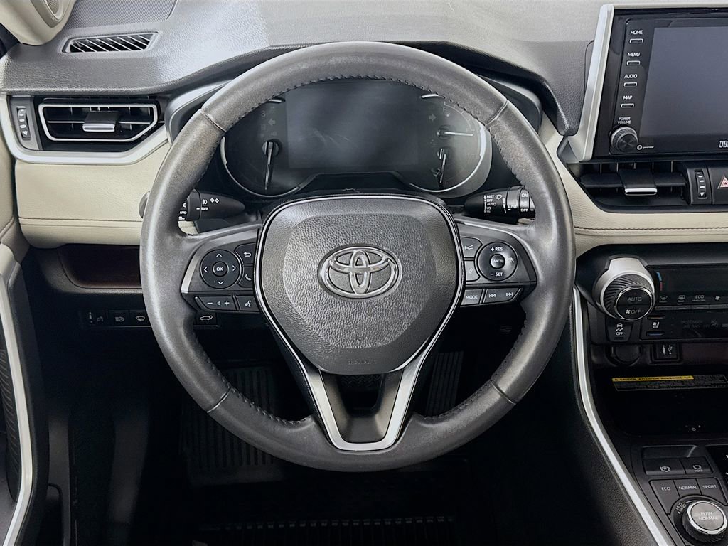 Certified 2019 Toyota RAV4 Limited w/ Advanced Technology Package image 14