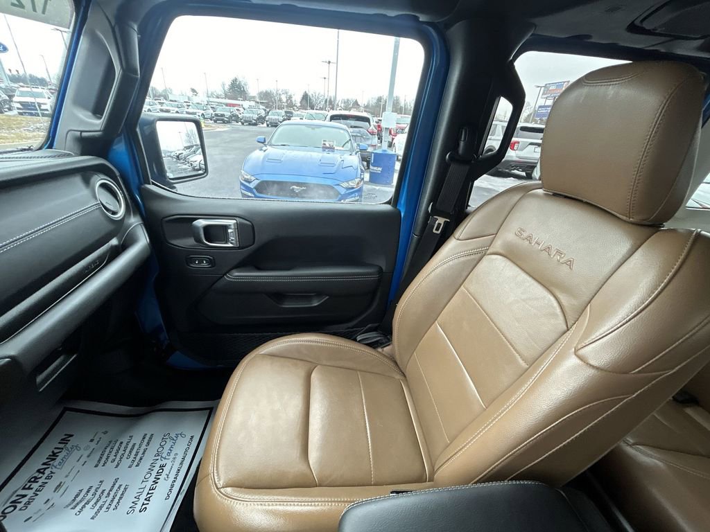 Used 2022 Jeep Wrangler Unlimited Sahara w/ Cold Weather Group image 13