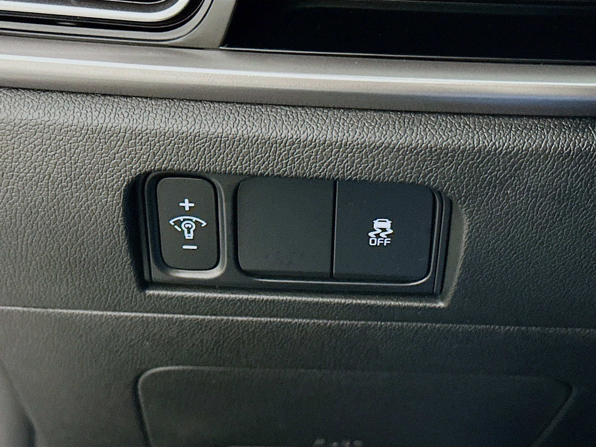 Used 2025 Kia Sorento S w/ Panoramic Sunroof Package image 17