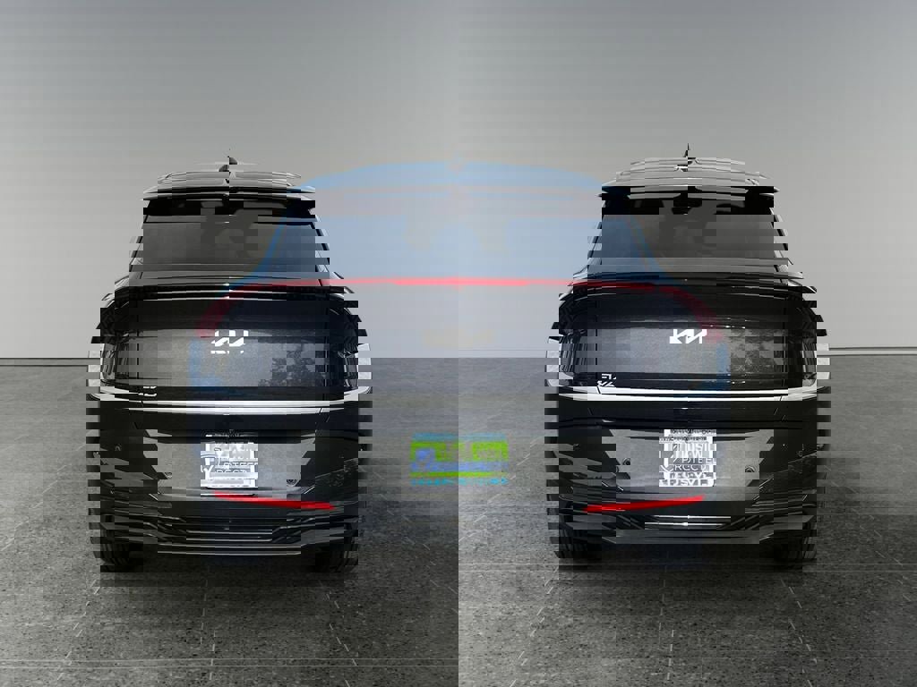 Used 2025 Kia EV6 Light AWD/4WD image 6