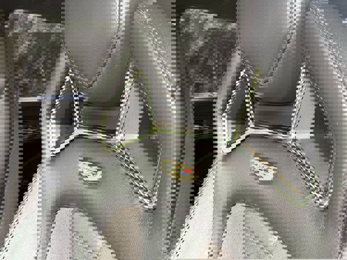 Used 2018 Cadillac CTS V w/ Carbon Fiber Package image 17