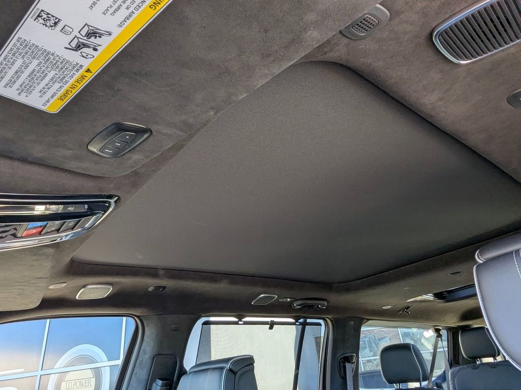 New 2025 Jeep Grand Wagoneer L Series II Obsidian w/ Quick Order Packagew 28T image 16