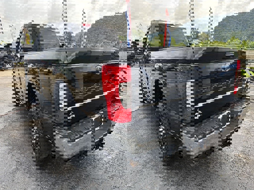 Used 2022 Ford F350 XL w/ STX Appearance Package image 6