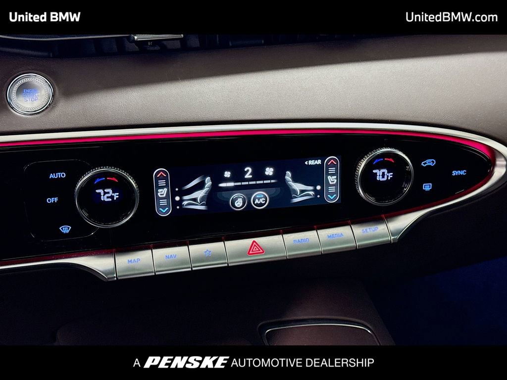 Used 2023 Genesis GV70 2.5T w/ Advanced Package AWD/4WD image 11