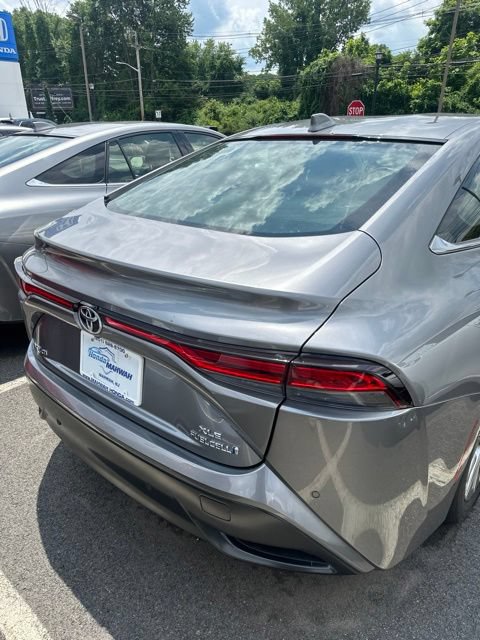 Used 2023 Toyota Mirai w/ Advanced Technology Package RWD image 5