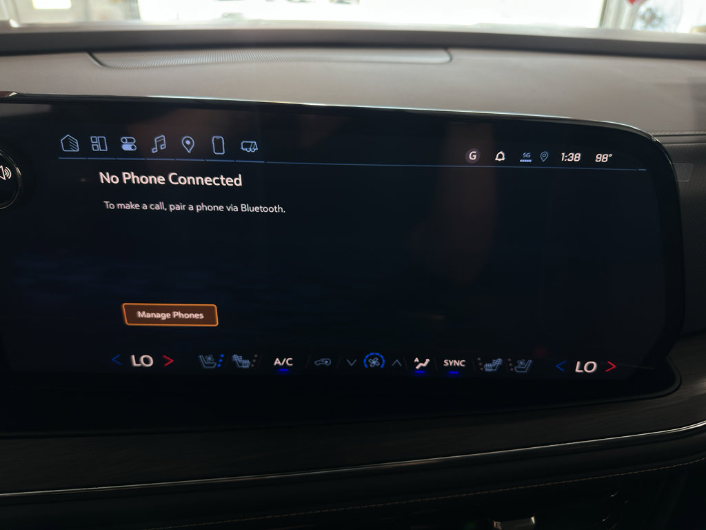 New 2025 Chevrolet Suburban Premier image 19