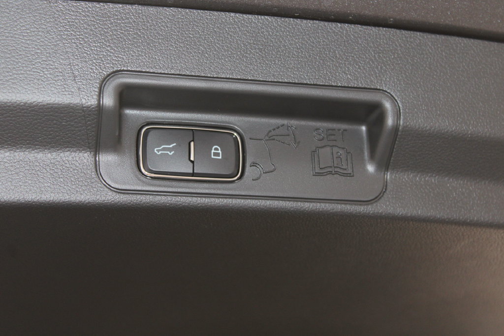 New 2027 Ford Explorer Platinum AWD/4WD image 17