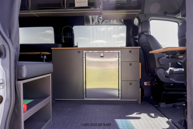 Used 2025 Mercedes-Benz Sprinter 2500 image 63